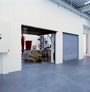 Garage sale, 2004 Garage sale, 2004